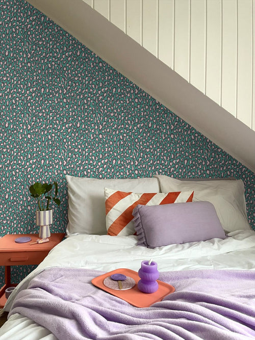 ESTAhome behang panterprint turquoise - 50 x 900 cm - 132202