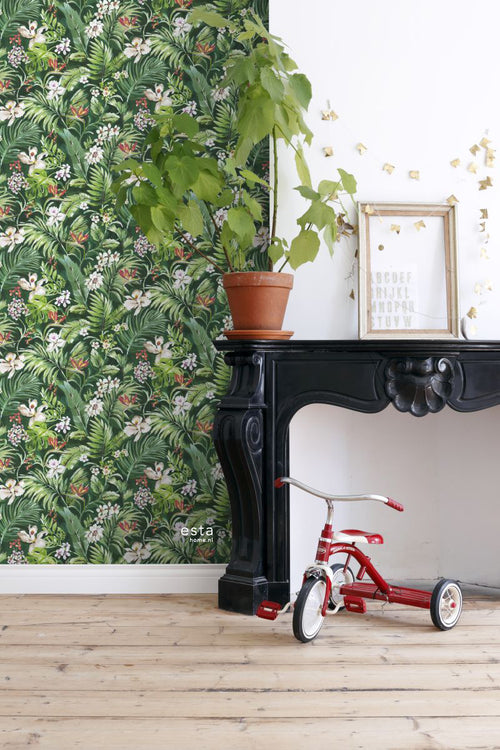 ESTAhome XXL behang tropische bladeren en bloemen emerald groen - 50 x 900 cm - 158893