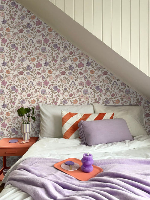 ESTAhome behang bloemetjes paars, roze en wit - 53 cm x 10.05 m - 131323