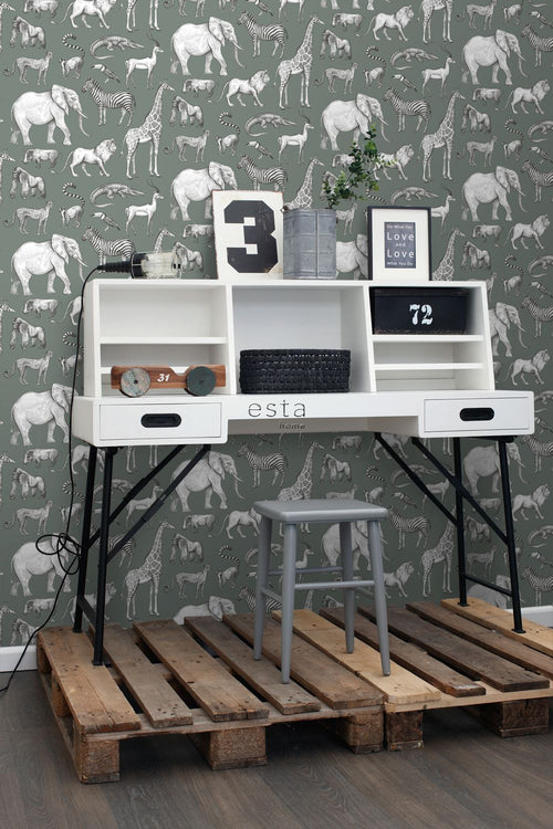 ESTAhome behang jungle dieren vergrijsd groen - 53 cm x 10.05 m - 139513