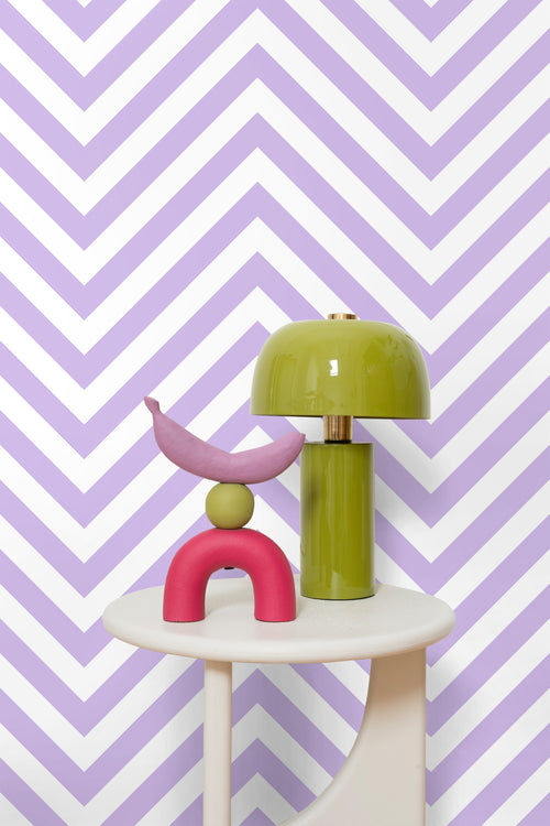 ESTAhome behang chevronpatroon lila paars en wit - 50 x 900 cm - 131407 - vtwonen shop