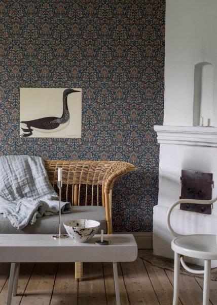 Borastapeter behang barokprint blauw en terracotta - 53 cm x 10.05 m - 660059 - vtwonen shop