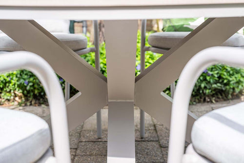 Edison tafel rond - 148 cm - taupe - light teak Vironwood - vtwonen shop