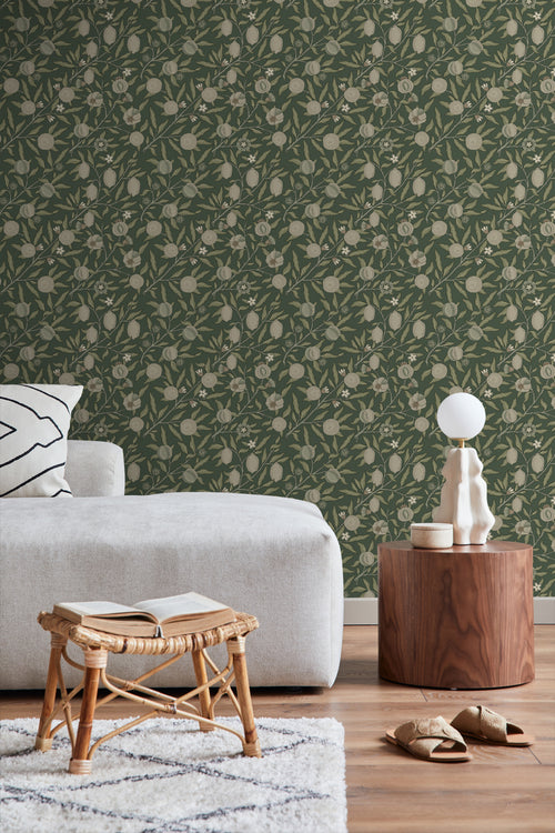 ESTAhome behang exotisch fruit en bladeren donkergroen en taupe - 50 x 900 cm - 131174 - vtwonen shop