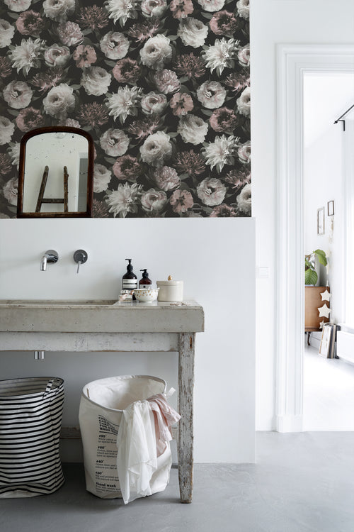 ESTAhome behang bloemen zwart, wit en zacht roze - 0,53 x 10,05 m - 139169 - vtwonen shop