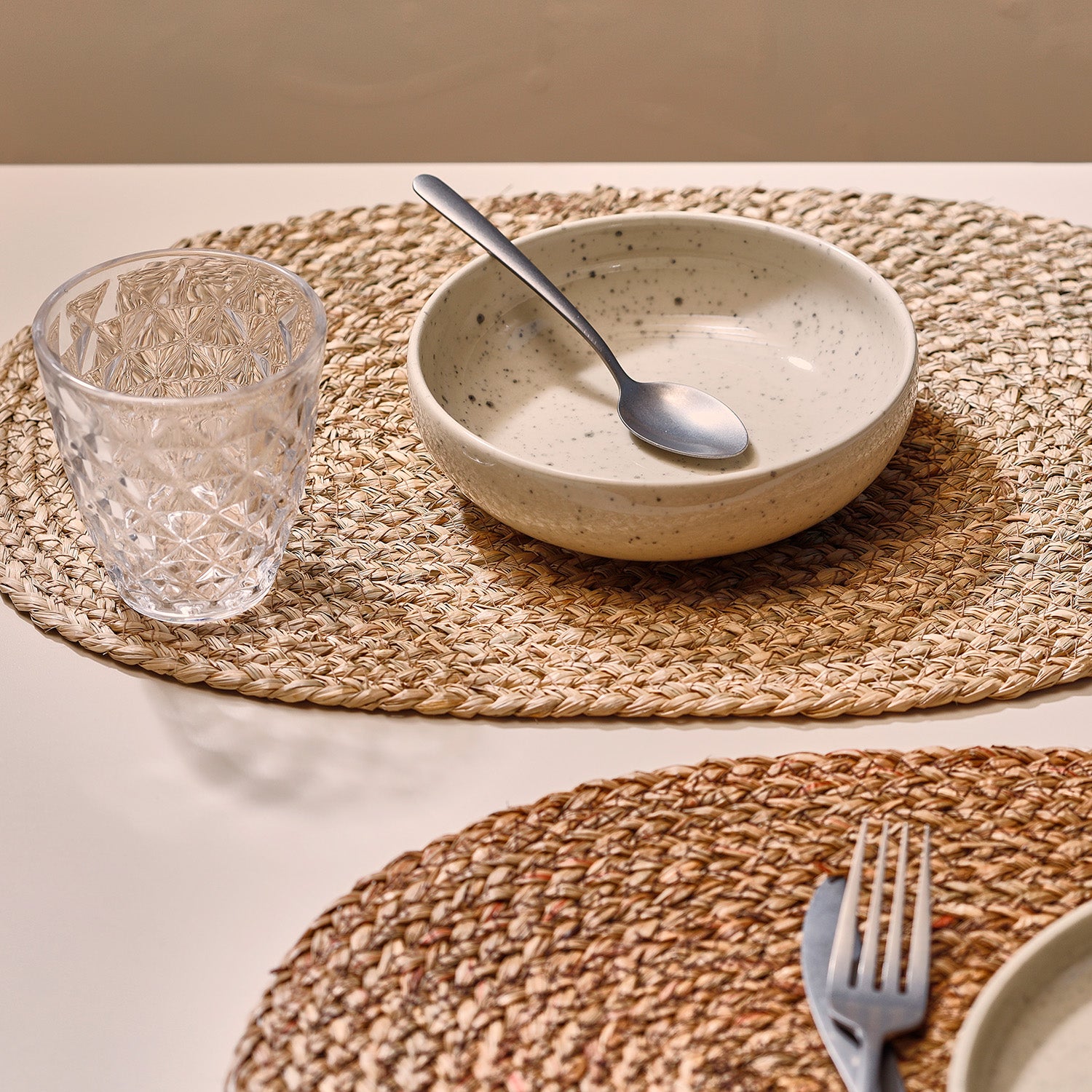 Ovale placemats voor ronde tafel, placemats van imitatieleer