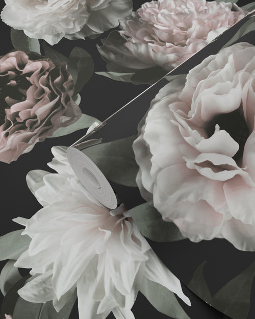 ESTAhome behang bloemen zwart, wit en zacht roze - 0,53 x 10,05 m - 139169 - vtwonen shop