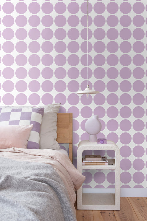 ESTAhome behang grote bollen lila paars - 50 x 900 cm - 131559 - vtwonen shop