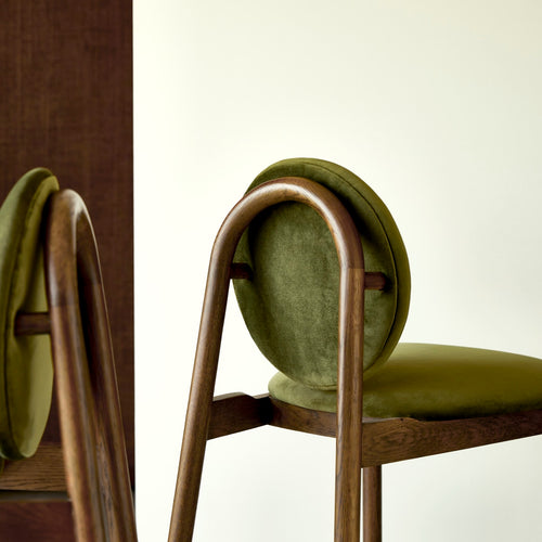 Tikamoon Counterstoel in massief eikenhout en groen fluweel - Donkergroen