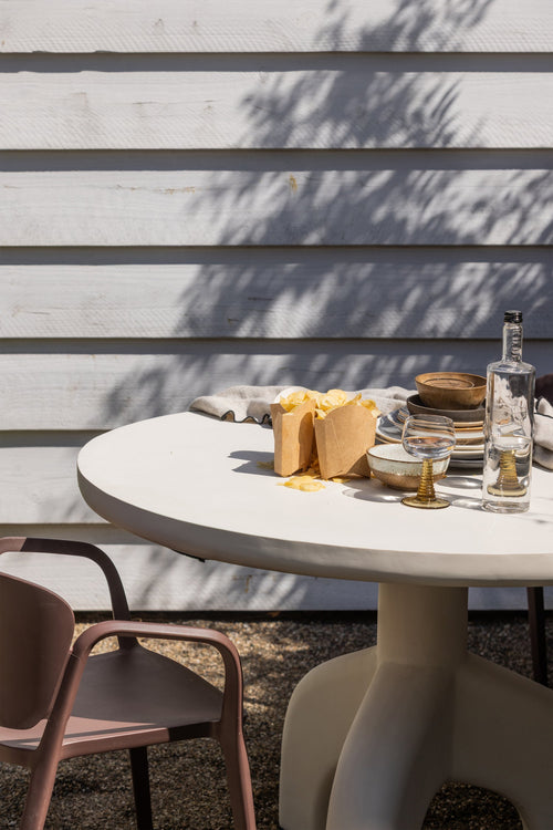 WOOOD tuintafel Luno & tuinstoelen Bent - Polymeer/ Kunstof - Naturel & Paars/ Bruin