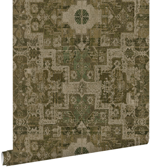 ESTAhome behang oosters kelim tapijt vergrijsd olijfgroen - 50 x 900 cm - 131359 - vtwonen shop