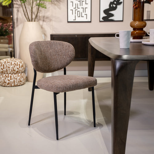 Giga Meubel Eetkamerstoel Vajèn Taupe – Chenille – Zwart Metalen Onderstel - Set van 2