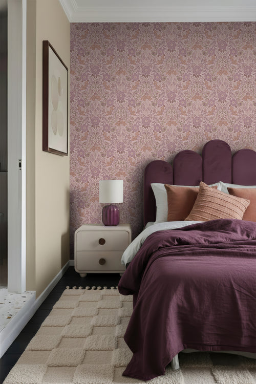 ESTAhome behang bloemen en vogels oudroze en lila paars - 50 x 900 cm - 131209