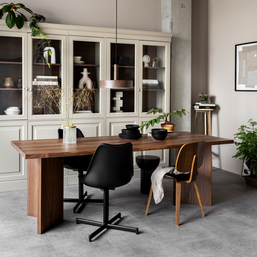 vtwonen 2-deurs vitrinekast Chow - Grenen - Dakargrau - 215x105x40 - vtwonen shop