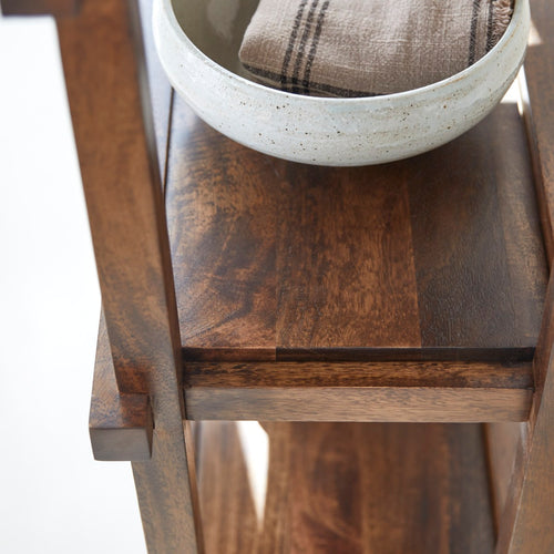 Tikamoon Hoge boekenkast van massief mangohout - Bruin - vtwonen shop