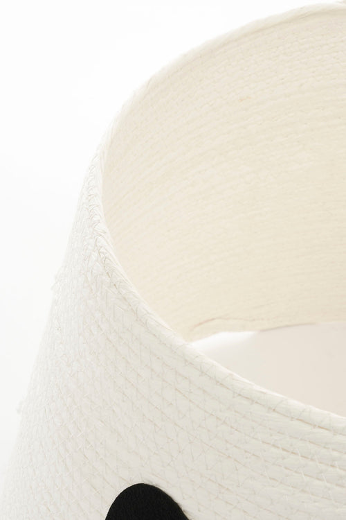 Mica Decorations Kerstboomrok met Hart - L50 x B50 x H26 cm - Papier, Vilt - Wit, Zwart - vtwonen shop