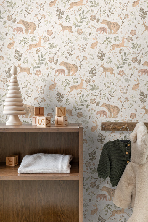 ESTAhome behang bos met bosdieren gebroken wit en beige - 53 cm x 10.05 m - 139525