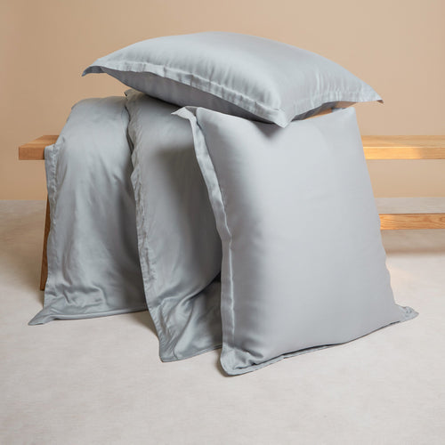 Coco & Cici - Tencel Sateen Dekbedovertrek 200 x 200 cm - 2 Persoons Beddengoed - Grijs Blauw - Lyocell - Hypoallergeen & Extra Zacht - 2 Kussenslopen - vtwonen shop