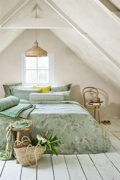 Pip Studio kussensloop Kili Flower - 60x70 cm - groen - vtwonen shop