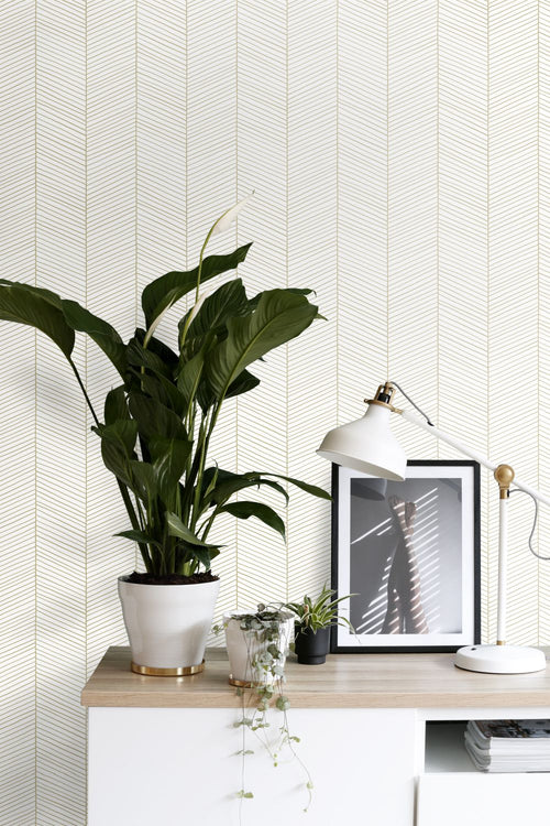 ESTAhome behang visgraat-motief wit en goud - 53 cm x 10.05 m - 139135