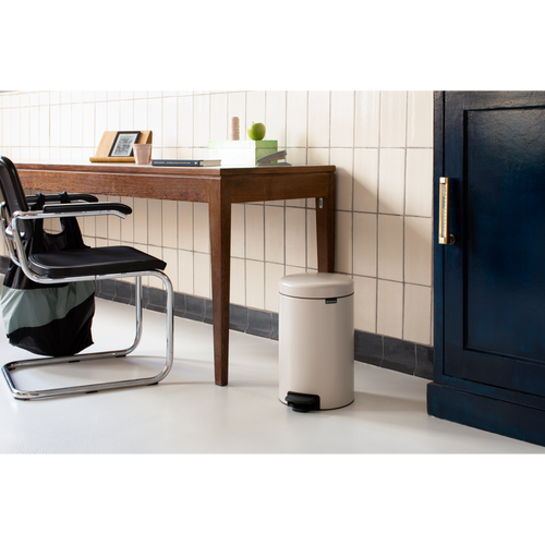 Brabantia NewIcon Pedaalemmer, 12 liter, kunststof binnenemmer - Soft Beige