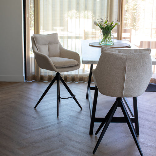 DÉJA Living Barstoel Manon - Beige - Draaibaar - 65cm - Set van 2 - vtwonen shop