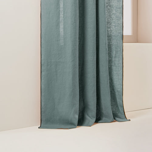 Madura Gordijn Carlina groen van grijze en zwarte hommel 144x280 cm