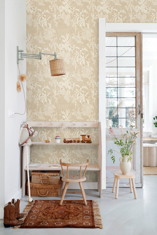 ESTAhome behang tropische bladeren lichtbeige - 50 x 900 cm - 139888 - vtwonen shop