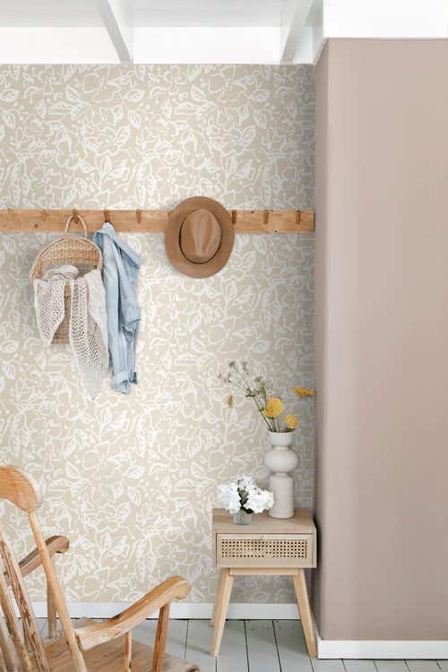 ESTAhome behang bladeren en bloemen lichtbeige - 50 x 900 cm - 131371 - vtwonen shop