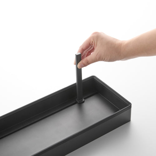 Yamazaki Tower Deksel & pannenhouder verstelbaar - Zwart - vtwonen shop