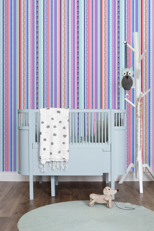 ESTAhome behang lintjes lichtblauw en roze - 53 cm x 10.05 m - 138140