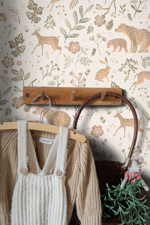 ESTAhome behang bos met bosdieren gebroken wit en beige - 53 cm x 10.05 m - 139525