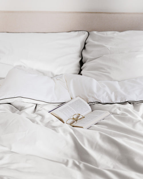 noo.ma Oba kussensloop katoensatijn 300 TC - Classic White 80 x 80 cm