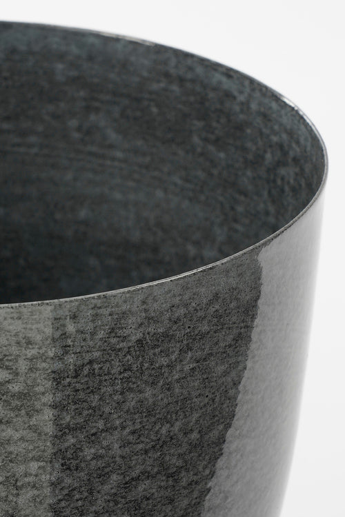 Mica Decorations James Bloempot op Standaard - H22 x Ø19 cm - Metaal - Grijs - vtwonen shop