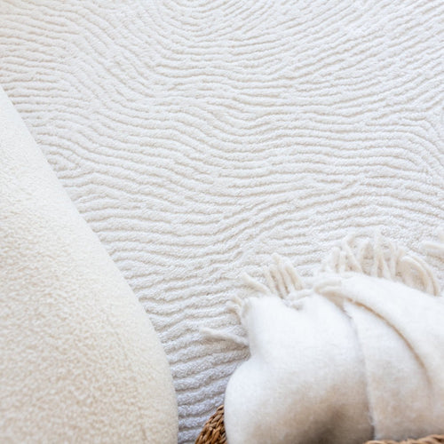 Interieur05 Scandinavisch vloerkleed Curve creme/wit