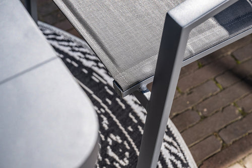 5-delige tuinset - 4 Cosmo tuinstoelen - Douglas tuintafel - vtwonen shop