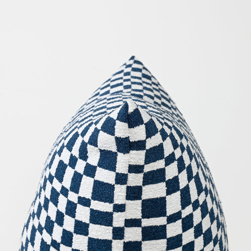 Darcy & Duke sierkussen Blocks In Blue - Blauw - 40x60cm