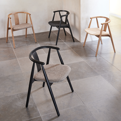 Olivine Kenza Eikenhouten Eetkamerstoel - Donkerbruin met Warm Grijs Zitting