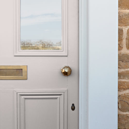 Graham & Brown Pillow Talk - Zijdeglanslak voor Buiten - 1L