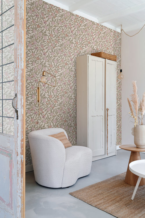 ESTAhome behang exotisch fruit en bladeren lichtpaars en vergrijsd groen - 50 x 900 cm - 131170 - vtwonen shop