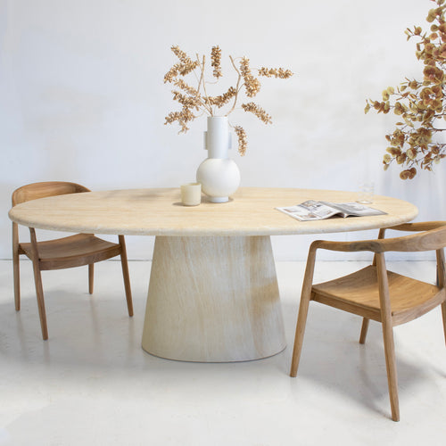 DÉJA Living Eettafel Brunn Ovaal - Travertin - 240x100x76cm - vtwonen shop
