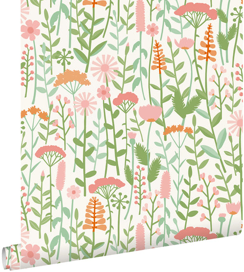 ESTAhome behang veldbloemen groen en roze - 50 x 900 cm - 131546 - vtwonen shop