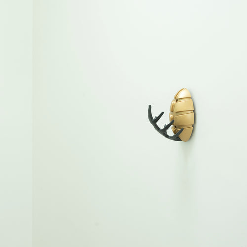 Spinder Design kapstok Bug - Goud / Zwart - 7 haken - vtwonen shop