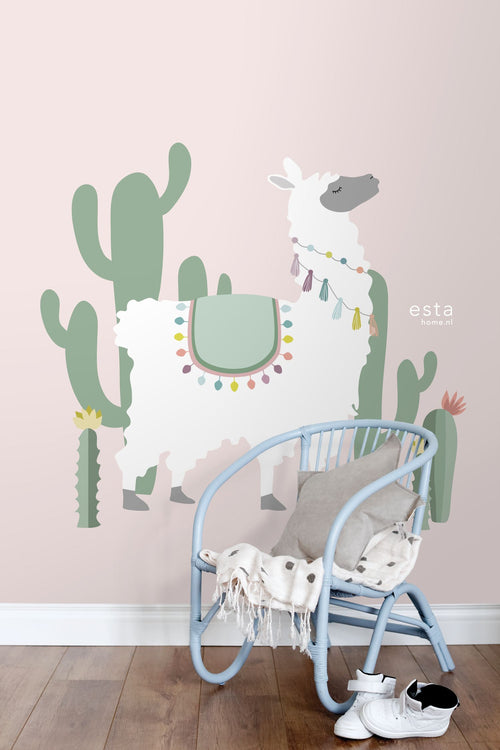 ESTAhome fotobehang alpaca zacht roze en groen - 150 x 279 cm - 158926 - vtwonen shop