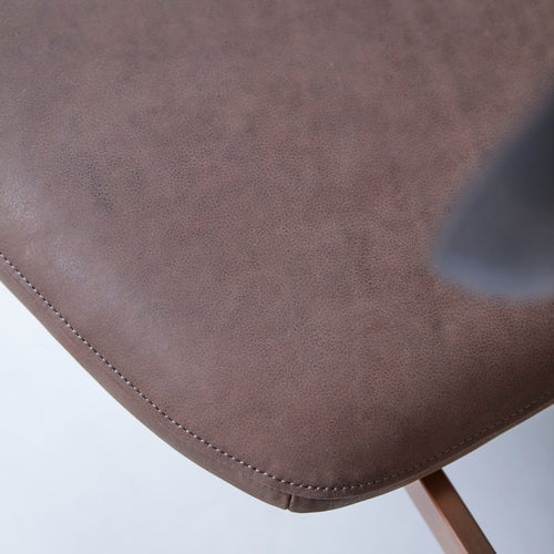 Tikamoon Mohawk lage massief eiken fauteuil in chocoladebruin - Bruin