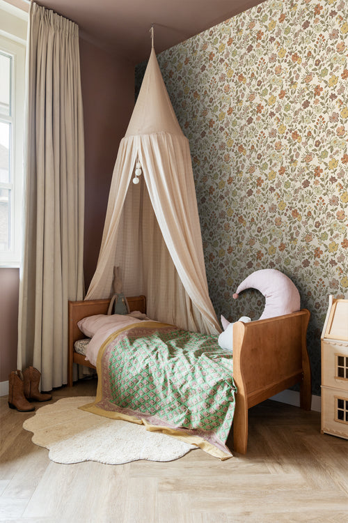 ESTAhome behang bloemetjes groen, geel, paars en terracotta - 50 x 900 cm - 131325 - vtwonen shop