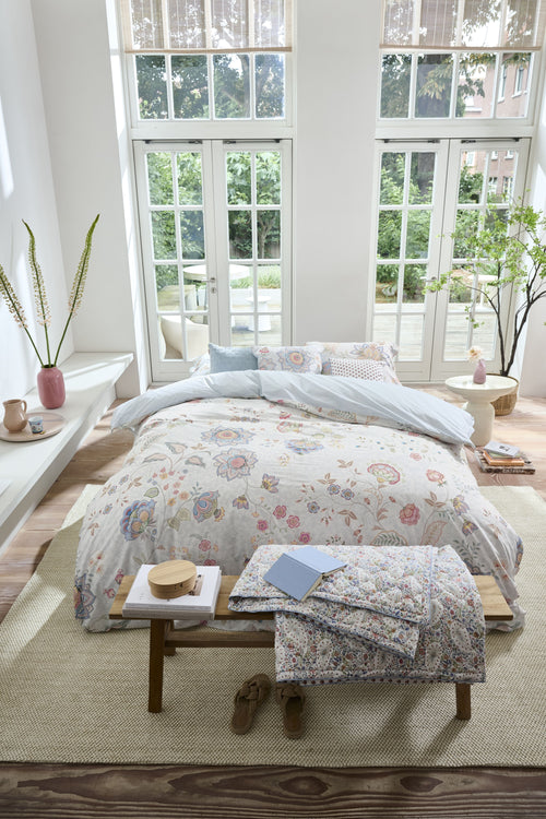 Pip Studio Decoratiekussen Mumbai Morning - 53 x 53 cm - Licht blauw