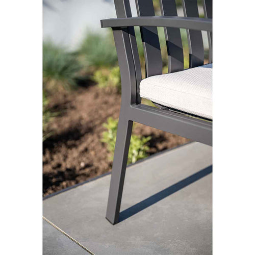 Pisa parkbank - aluminium - carbon black - valley sand