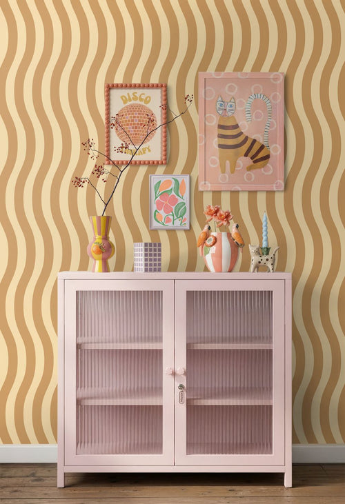 ESTAhome behang golvende strepen bruin en geel - 50 x 900 cm - 132134