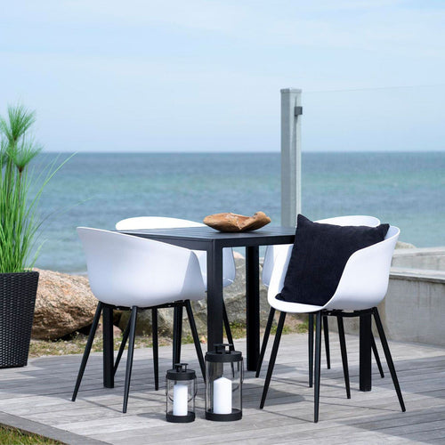 Artichok Liloe kunststof tuinstoel wit met armleuningen - vtwonen shop